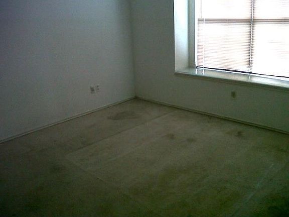 5th image of 3610 Lake Sunset Ct