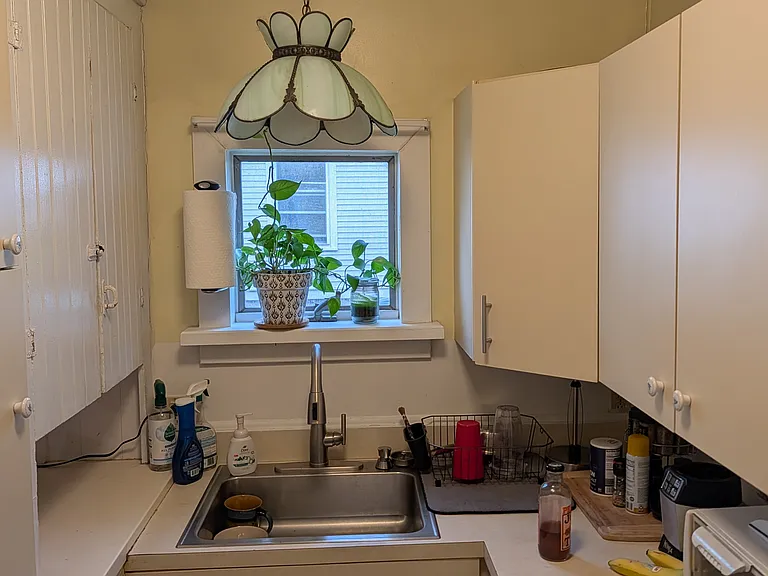 129 Loomis St #1 — Photo 1