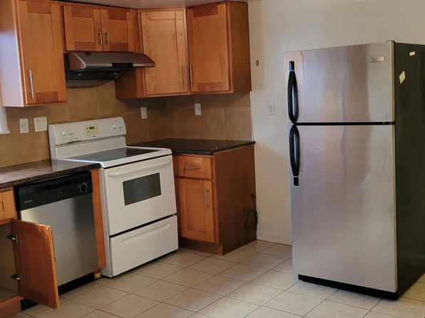 906 Central Ave #A, Alameda, CA 94501