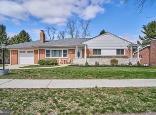 119 Sunset Dr, New Cumberland, PA 17070