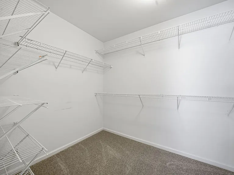 174 Ennisbrook Dr SE — Photo 47