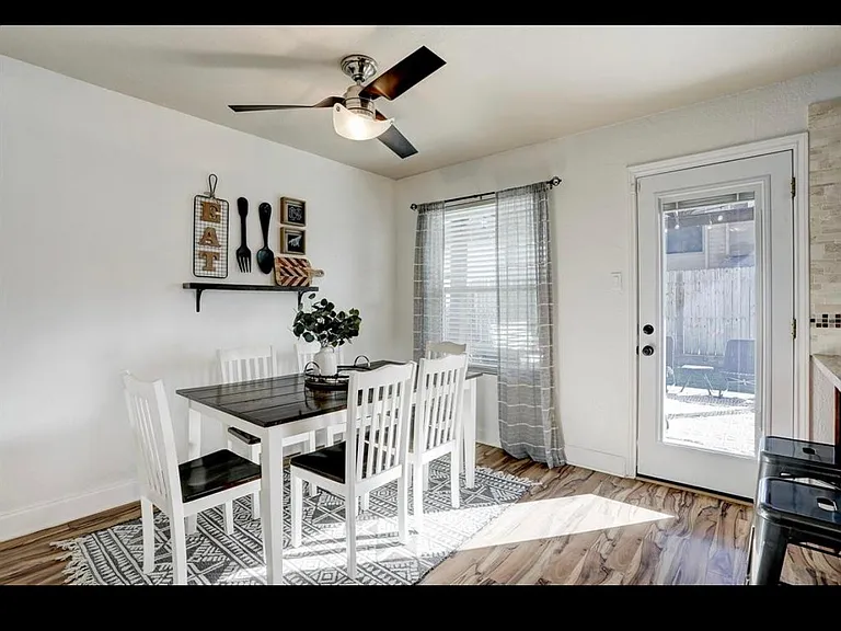 4508 Stonebridge Dr — Photo 13