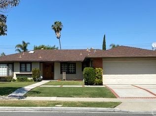 862 Sonora Rd, Costa Mesa, CA 92626