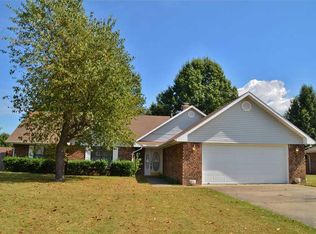 1707 Carrie Pl, Springdale, AR 72762