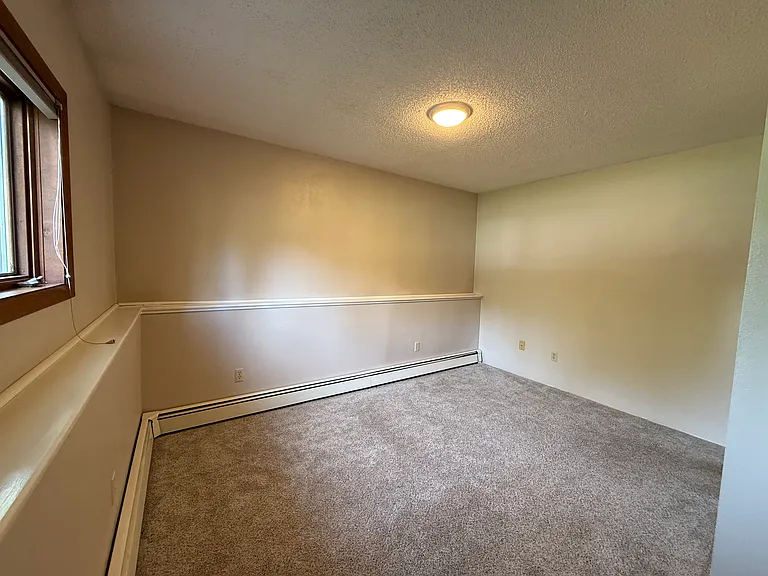 235 Glacier Ave — Photo 2