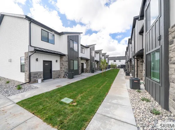 729 N Curlew Dr, Idaho Falls, ID 83401