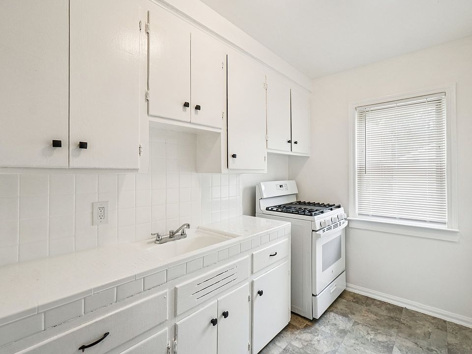 New appliances in all units