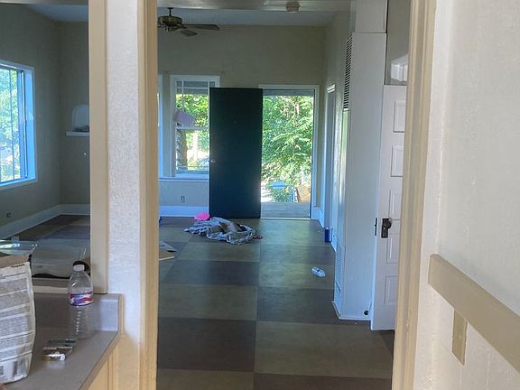 5th image of 915 NE Malheur Ave