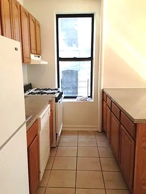 Rented by New York Residence | media 18