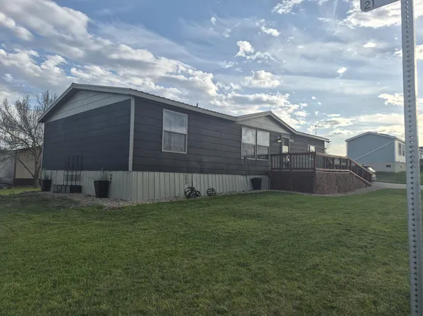 103 Telegraph Trl, Fort Pierre, SD 57532