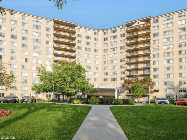 6933 N Kedzie Ave APT 602, Chicago, IL 60645