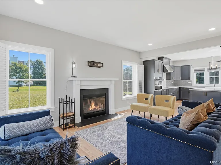 112 Pine Grove Rd — Photo 5