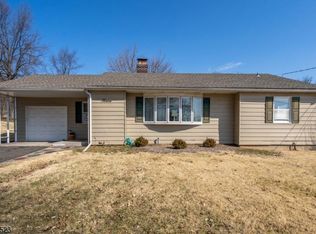 12 Cedar Grove Rd, Branchburg, NJ 08876