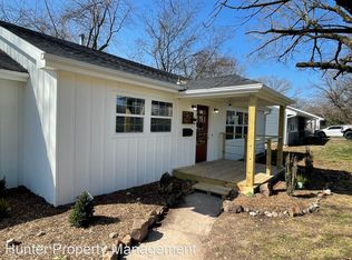 428 W Broadmoor St, Springfield, MO 65807