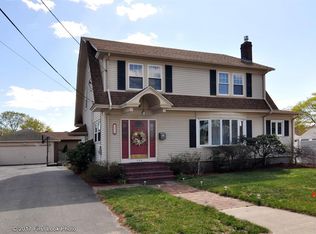 226 Wayland Ave, Cranston, RI 02920