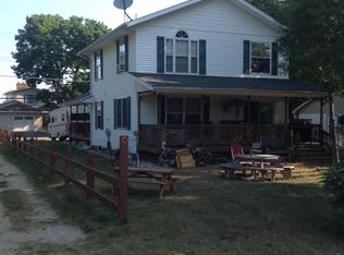 8923 Crescent Beach Rd, Sand Point, MI 48755