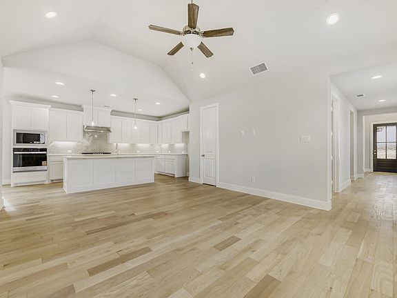 7th image of this home