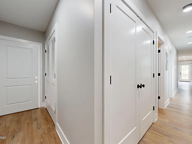 116 Bauer Ave #202 — Photo 15