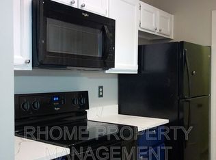 1415 Tuxworth Cir, Decatur, GA 30033