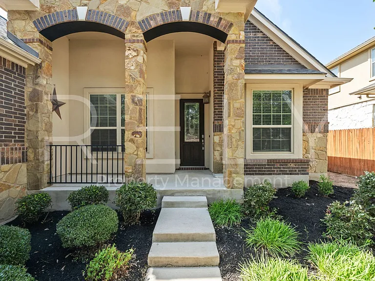227 Choke Canyon Ln — Photo 4