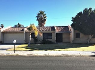 27720 Abril Dr, Cathedral City, CA 92234