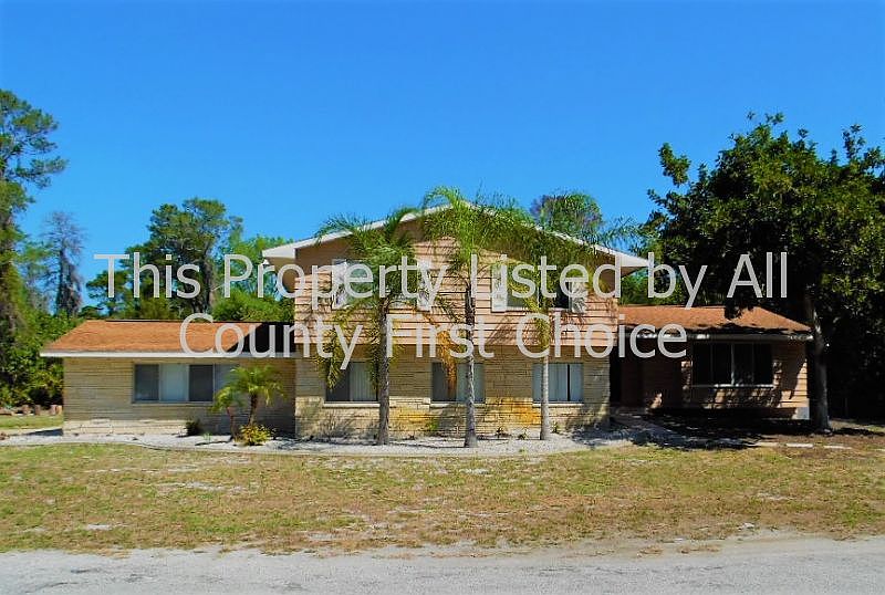1st image of 2260 Twin Lane Dr