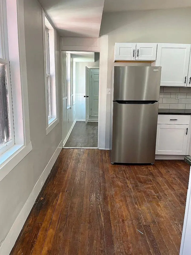 522 Manor Street — Photo 3