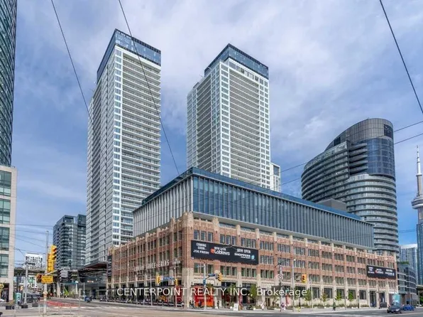 19 Bathurst St, Toronto, ON