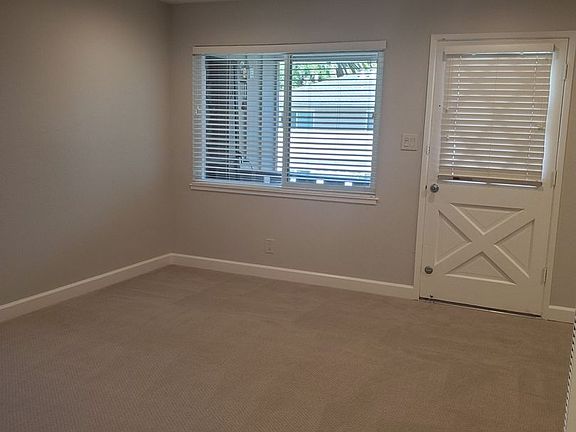 5th image of 850 Coleman Ave APT 8