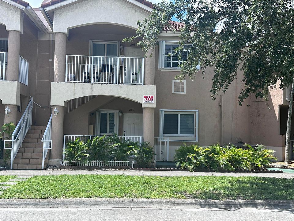 1st image of 300 E 4th Street #103