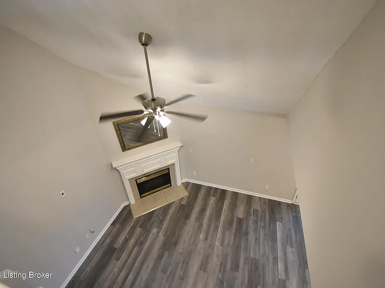 4006 Mimosa View Dr — Photo 16