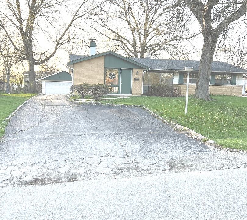 1st image of 19030 Loretto Ln