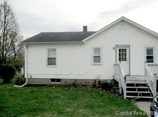 104 Clark St, East Galesburg, IL 61430