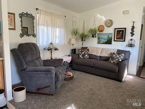 5th image of 660 Leslie Street #48