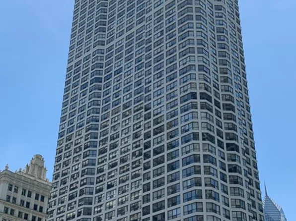 405 N Wabash Ave, Chicago, IL 60611