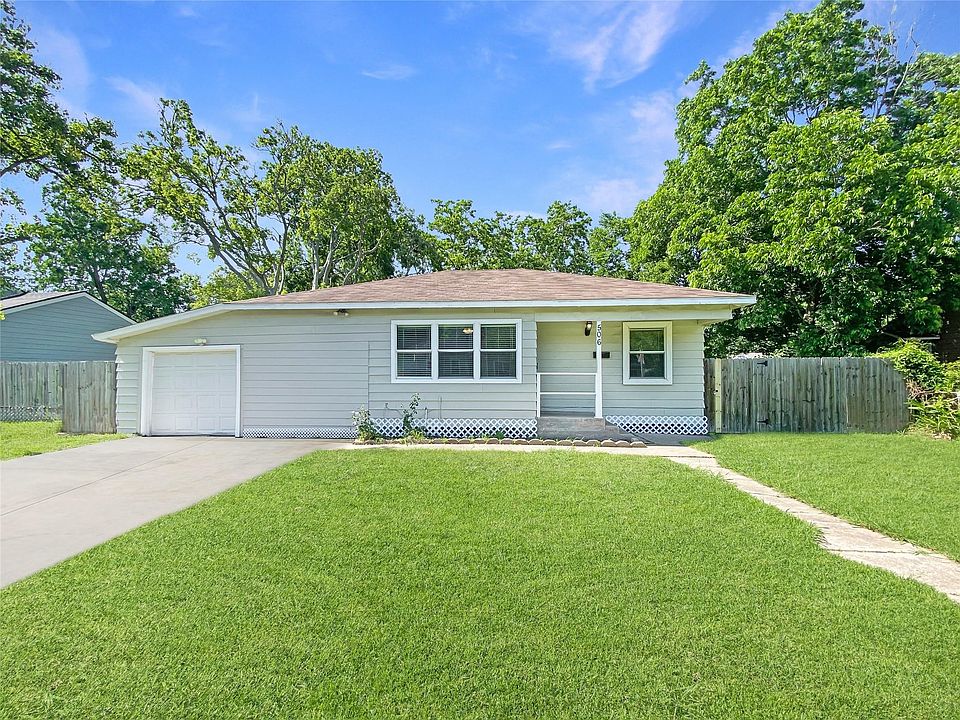 1st image of 506 Azalea Dr