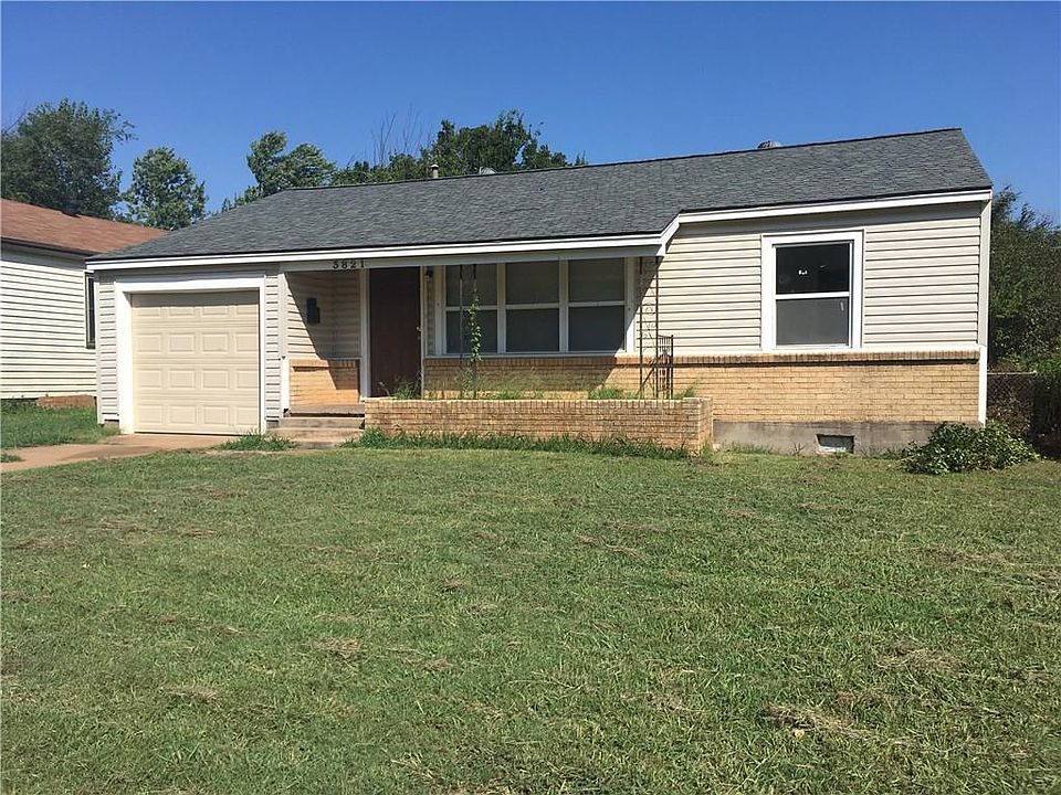 1st image of 3821 SE 25th St