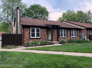 35334 Bristlecone Dr, Clinton Township, MI 48035
