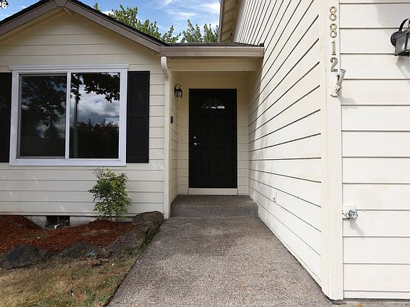 2nd image of 8812 NE 163rd Ave