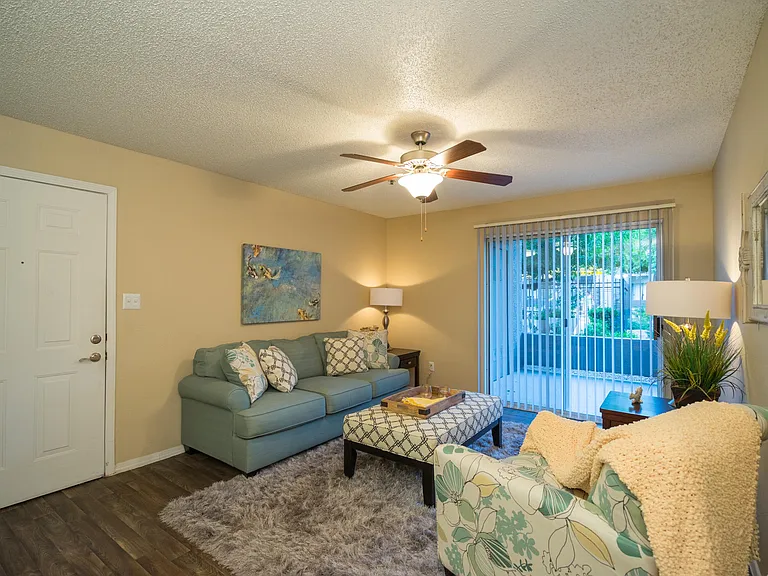 Sterling Point Apartment Homes — Photo 89