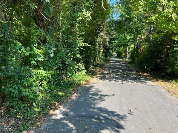 2913 Crooked Creek Pkwy, Indianapolis, IN 46268