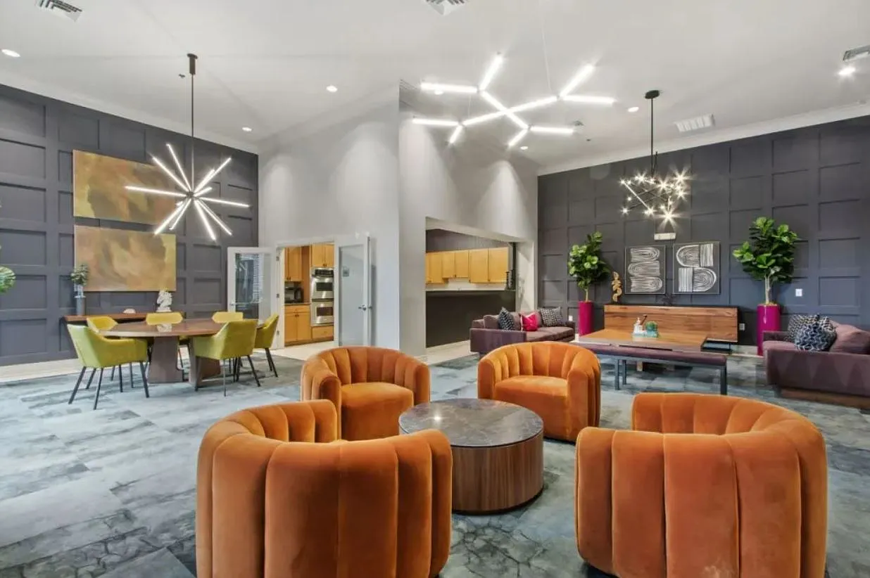 Residence at Tribeca — Photo 2