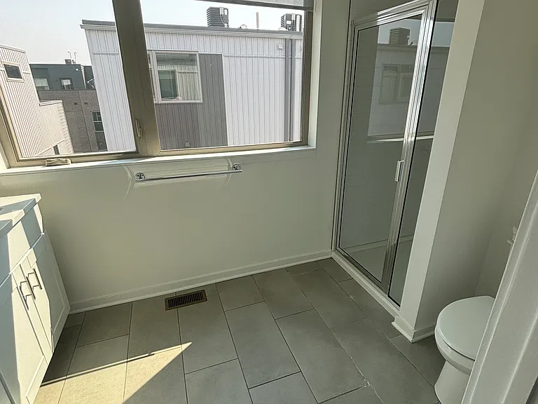 2001 Beach St #265 — Photo 37