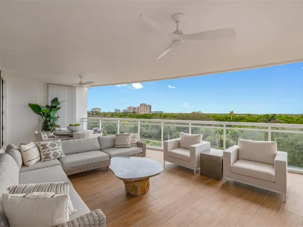 13925 Old Coast RD #403, NAPLES, FL 34110