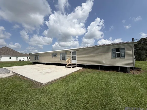 44126 Loop Rd, Prairieville, LA 70769