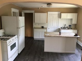 853 Fountain St NE APT 2, Grand Rapids, MI 49503