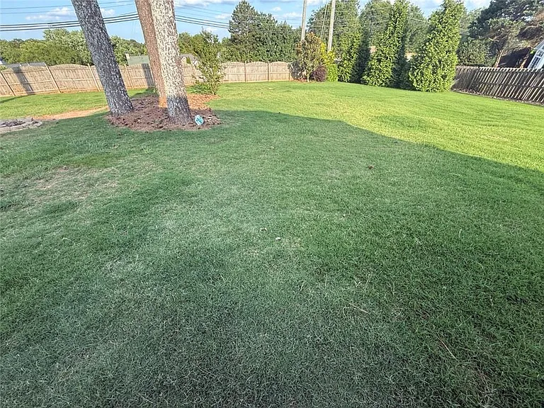 1425 Overland Xing — Photo 27