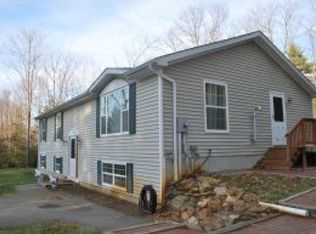 11 Sampson Rd, Rochester, NH 03867