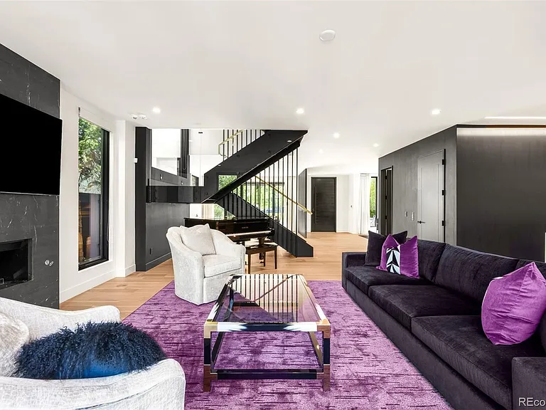 600 S Franklin St #L — Photo 12