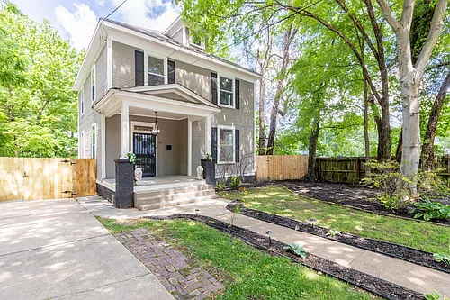177 S Idlewild St Photo 1